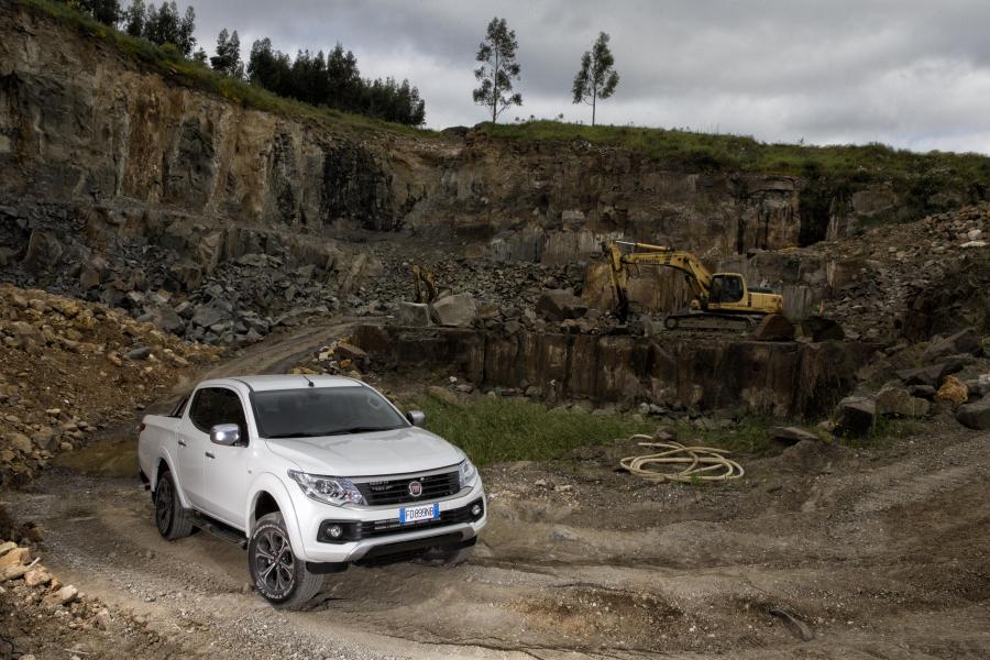  Fiat Fullback Double Cab 2016 года  (WW) (фото 26 из 40)